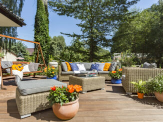 Von der Lounge bis zur Outdoor-Dining-Area: So schaffen Sie mit den Gartenmöbel Trends 2025 stilvolle Zonen im Freien